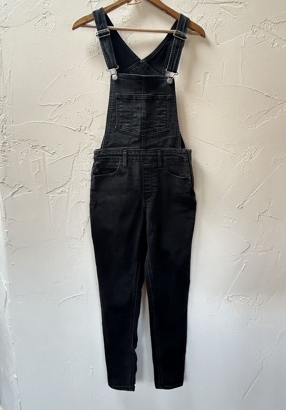 Levis Premium Denim Skinny Ankle Overalls Womens Size 27 Black Charcoal Side Zip